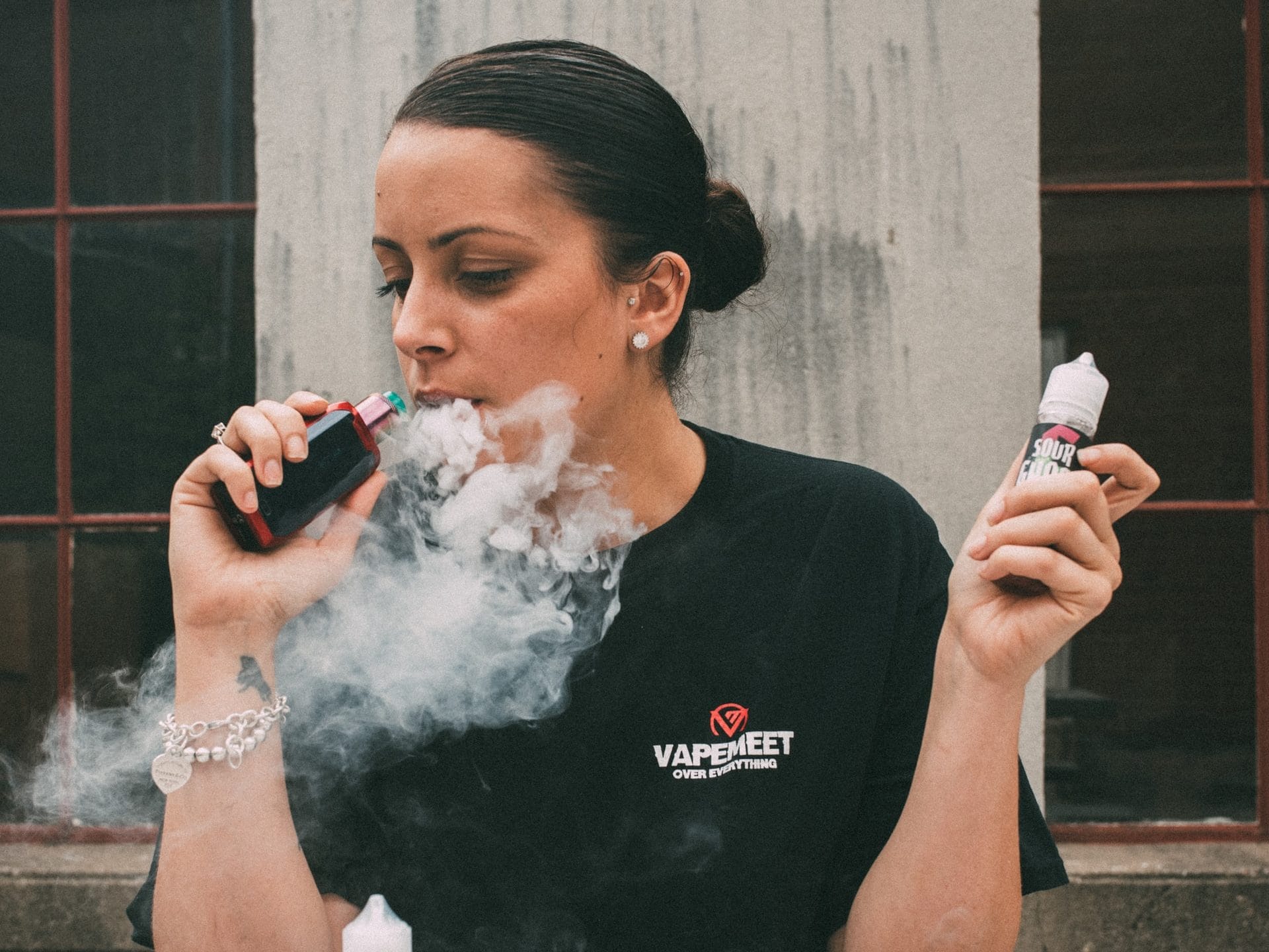  E-cigarettes and reduction of regular cigarettes